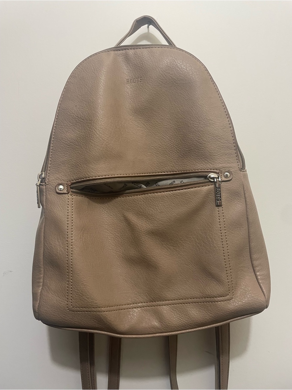 ROOTS Tan Backpack - Picture 4 of 13